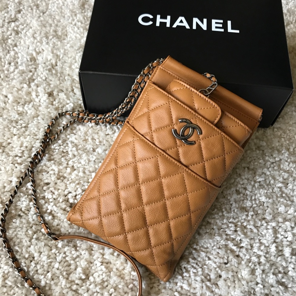 Chanel 2 in 1 Wallet on chain camel bag